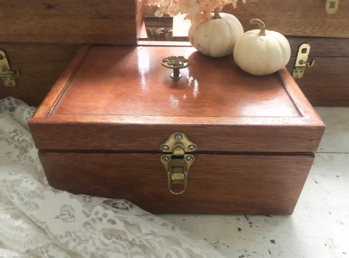 Vintage Sewing Boxes – Tamara's Timeless Treasures